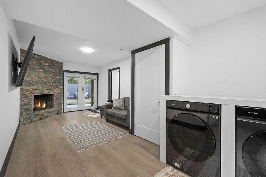 1430 Draycott Road North Vancouver, BC - 16