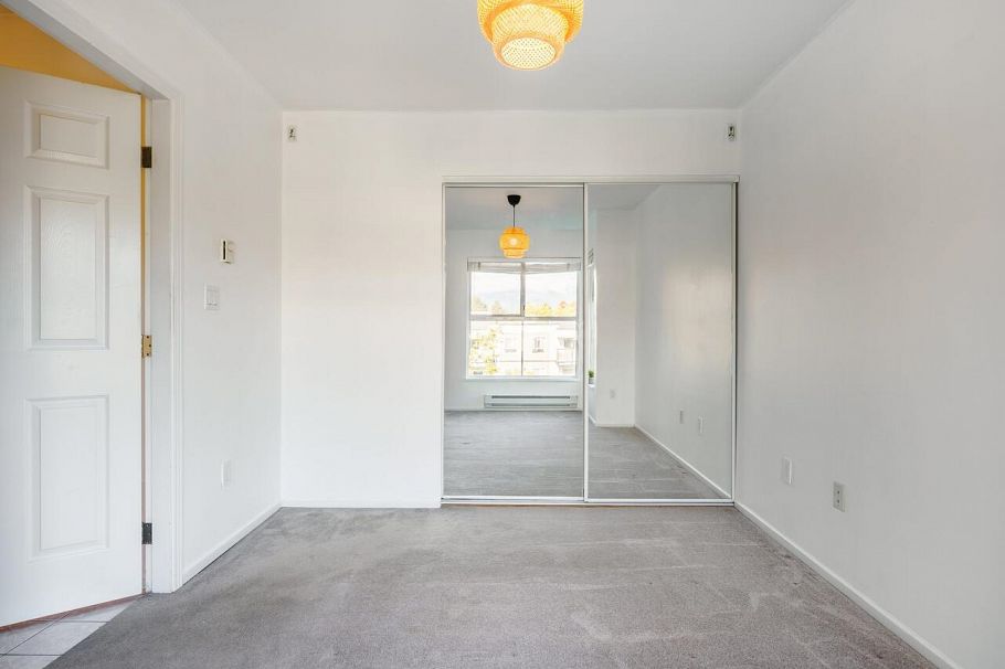 410 2388 Triumph Street Vancouver, BC - 21