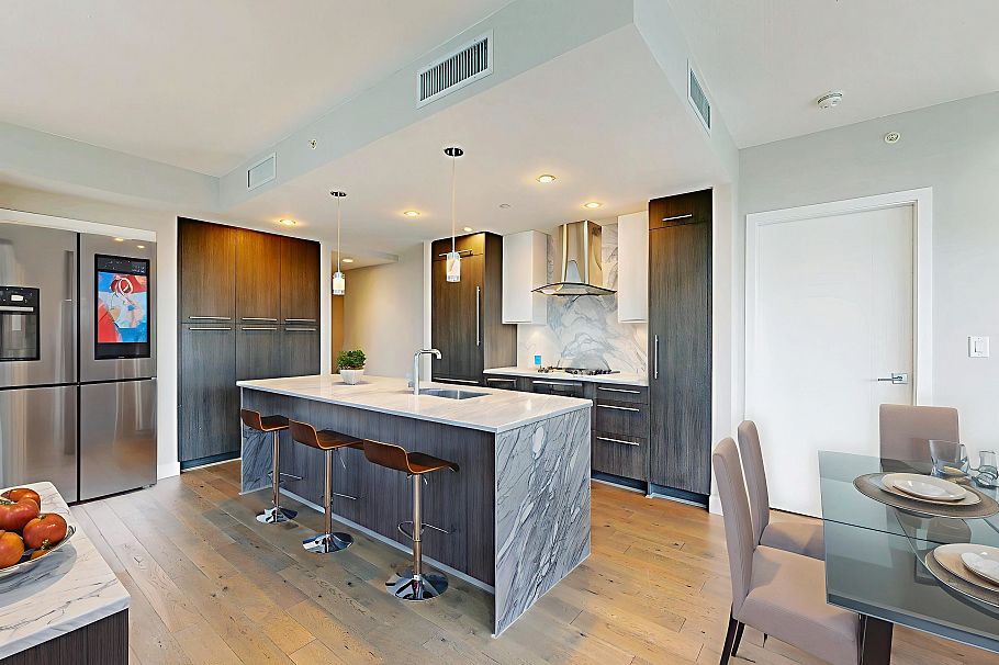 408 677 W 41st Avenue Vancouver, BC - 5