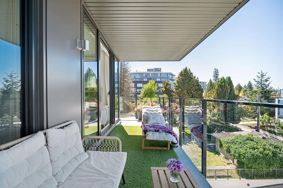 510 4427 Cambie Street Vancouver, BC - 2