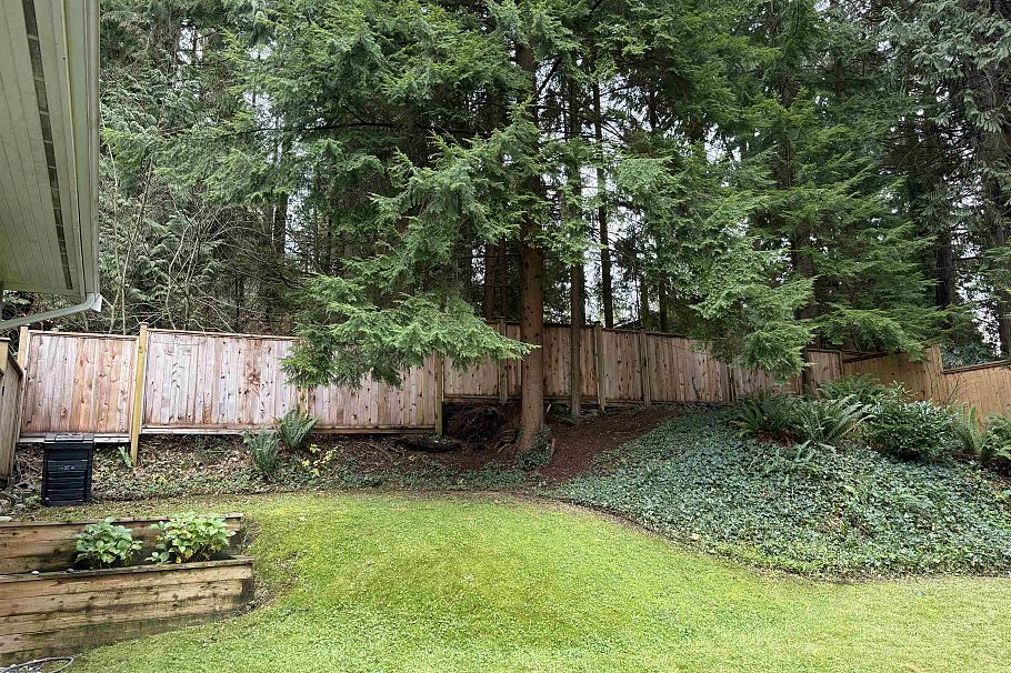 4593 Cliffmont Road North Vancouver, BC - 28