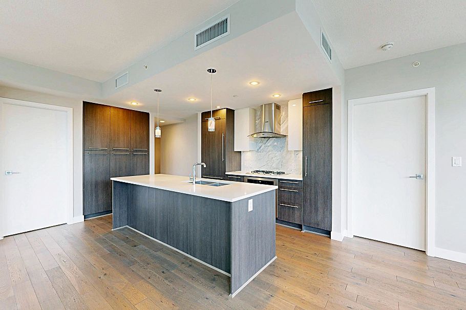 408 677 W 41st Avenue Vancouver, BC - 15