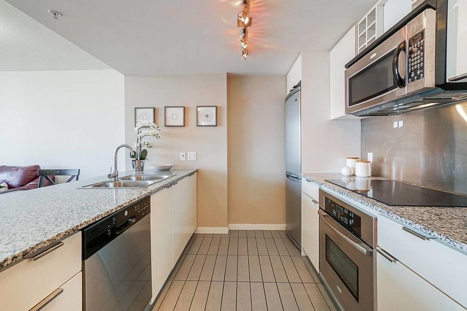 1605 788 HAMILTON STREET, Vancouver BC V6B 0E9 Vancouver, BC - 5