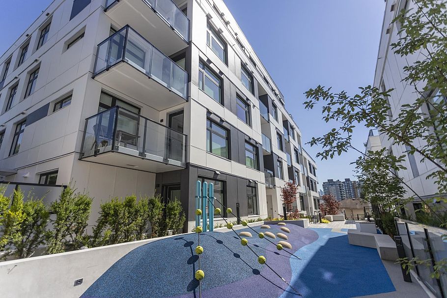 204 3264 Vanness Avenue Vancouver, BC - 17