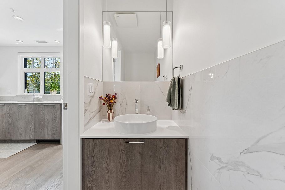 19 1960 Glenaire Drive North Vancouver, BC - 15