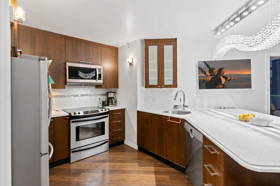 1401 907 Beach Avenue Vancouver, BC - 5