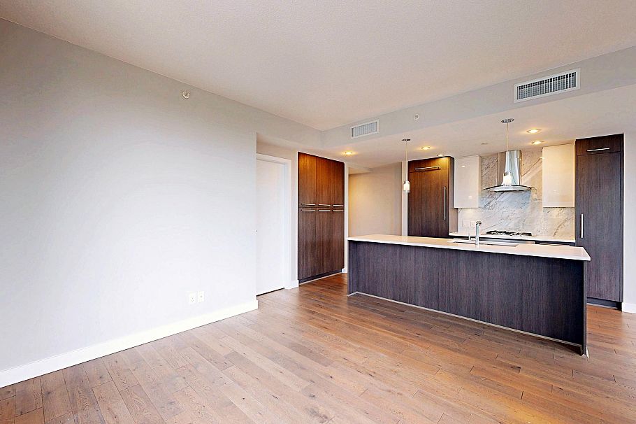 408 677 W 41st Avenue Vancouver, BC - 14