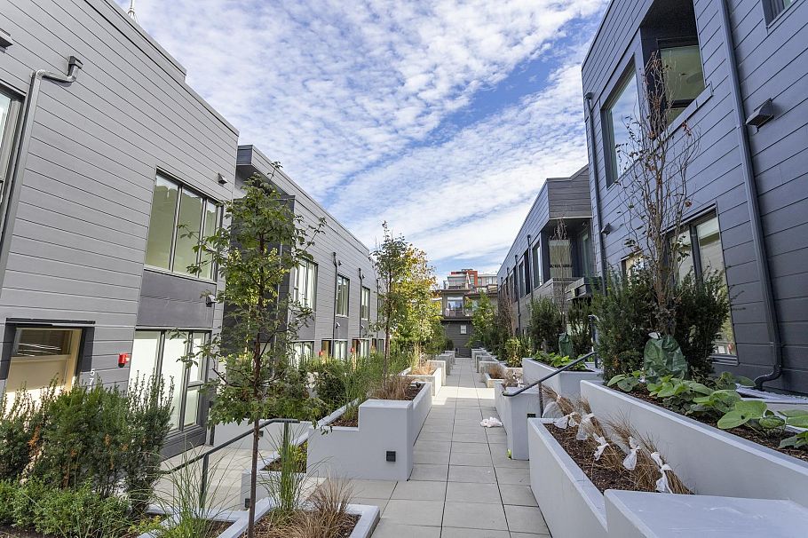 563 W 26th Avenue Vancouver, BC - 34