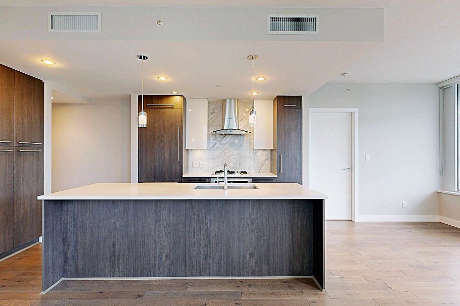 408 677 W 41st Avenue Vancouver, BC - 13