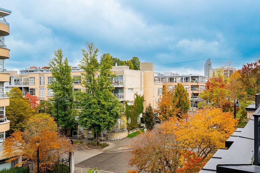 402 2175 Salal Drive Vancouver, BC - 29