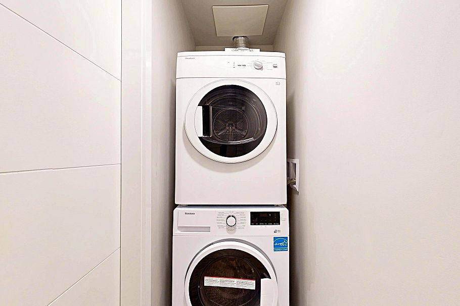 408 677 W 41st Avenue Vancouver, BC - 34