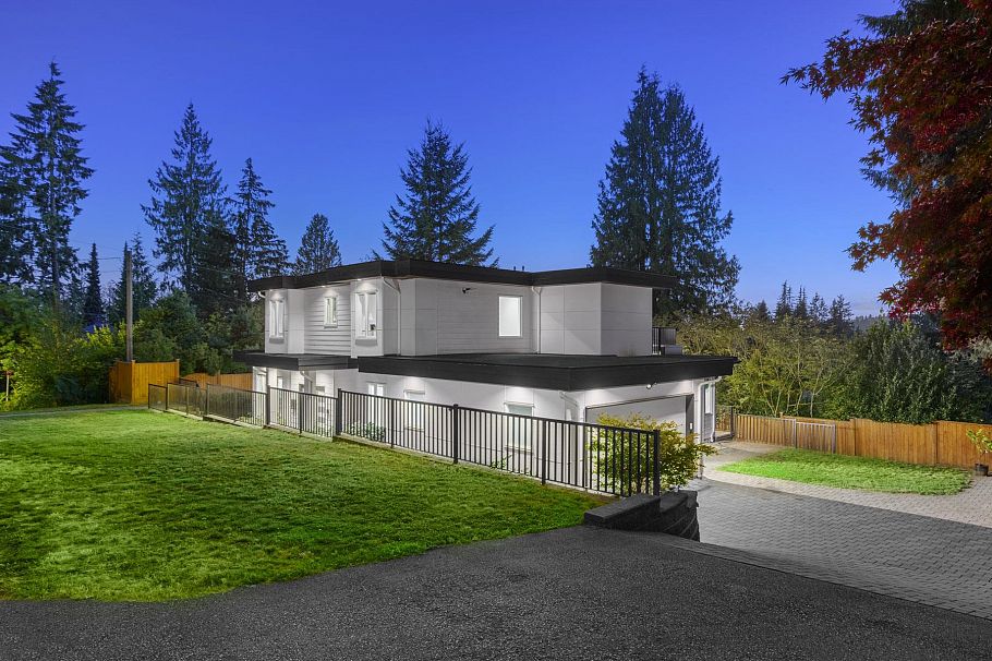 4935 Cedarcrest Avenue North Vancouver, BC - 3