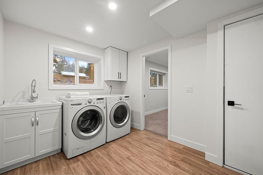 4593 Cliffmont Road North Vancouver, BC - 24