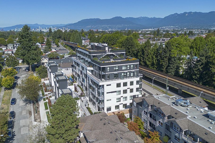 206 3264 Vanness Avenue Vancouver, BC - 19