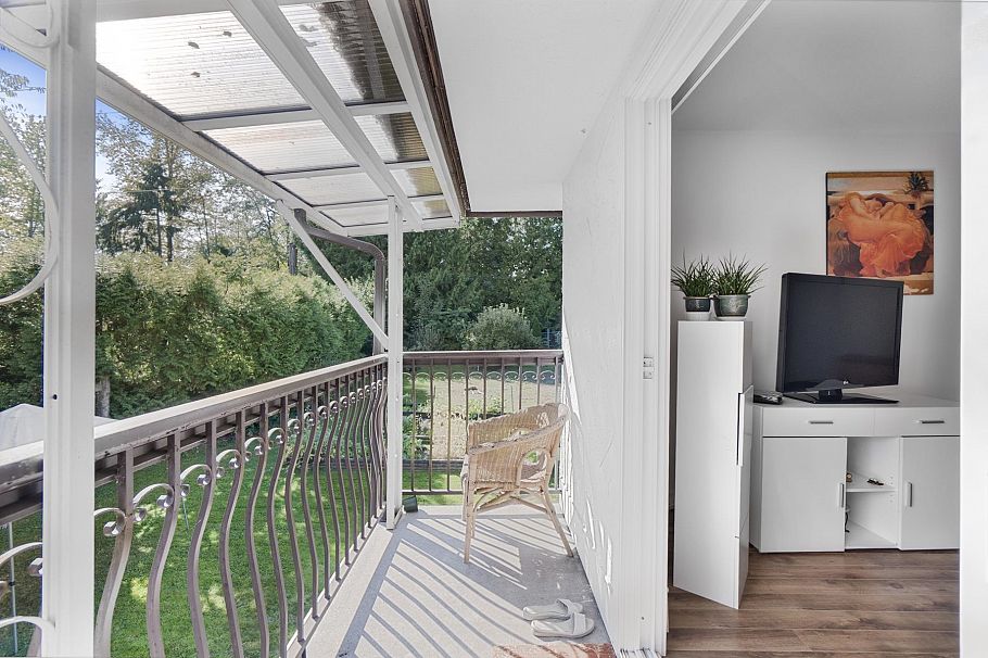 815 E 29th Street North Vancouver, BC - 39