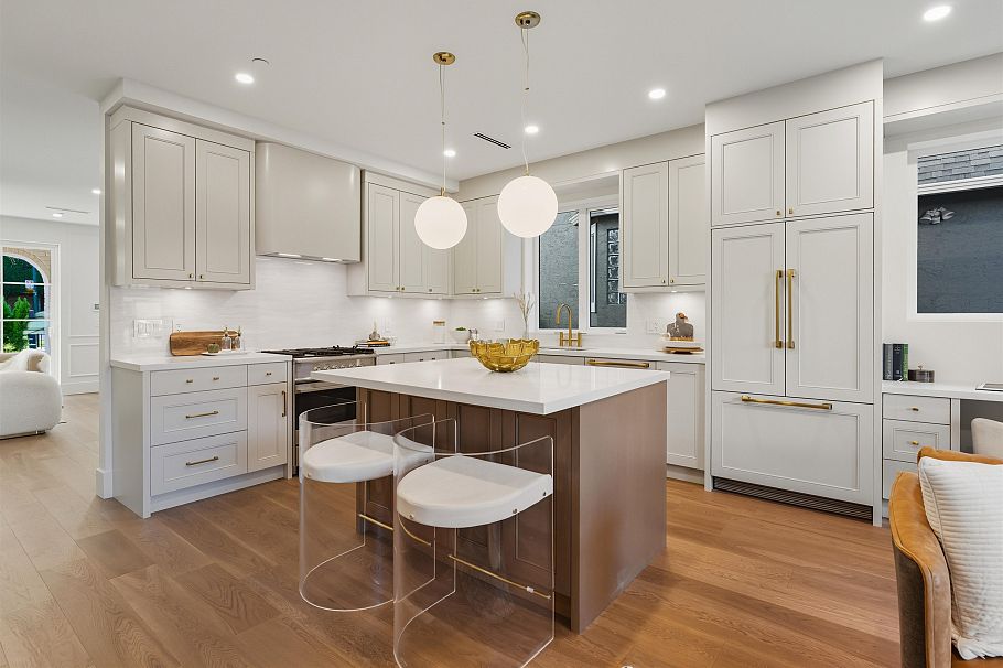 1761 W 16th Avenue Vancouver, BC - 7