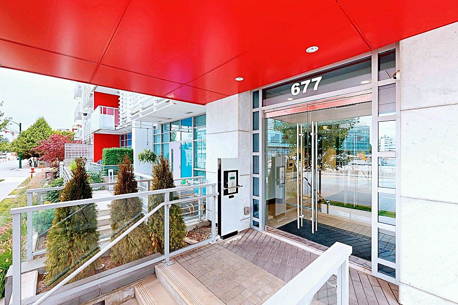 408 677 W 41st Avenue Vancouver, BC - 40