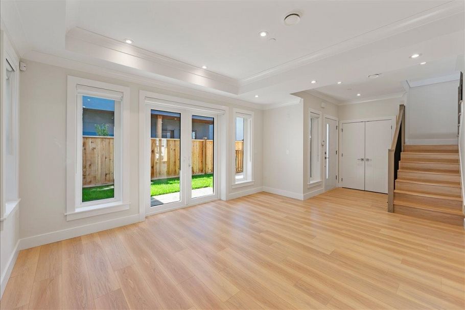 4852 Slocan Street Vancouver, BC - 15