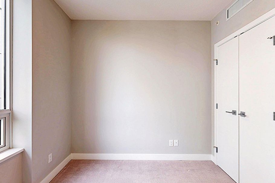 408 677 W 41st Avenue Vancouver, BC - 30