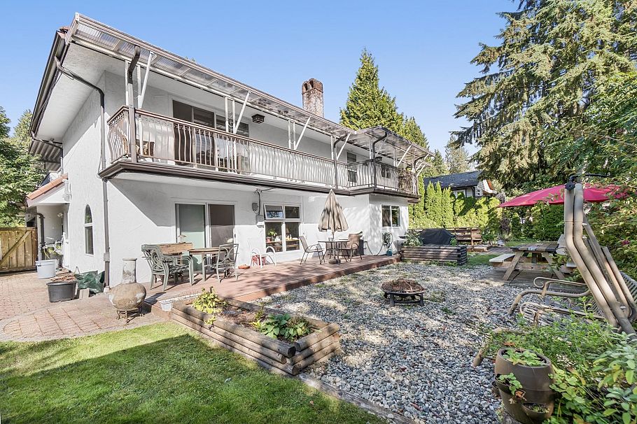 815 E 29th Street North Vancouver, BC - 23