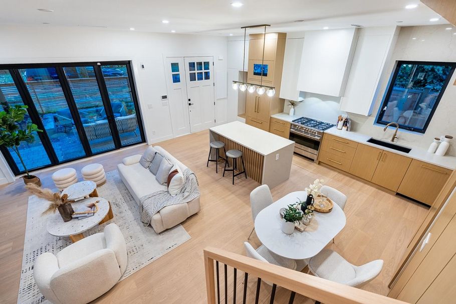487 E 31st Avenue Vancouver, BC - 10