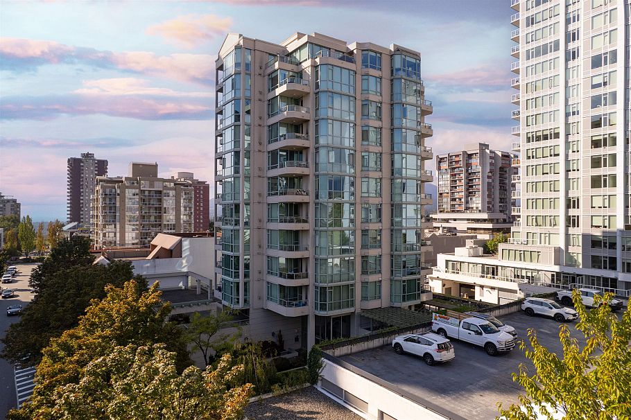 1203 140 E 14th Street North Vancouver, BC - 24