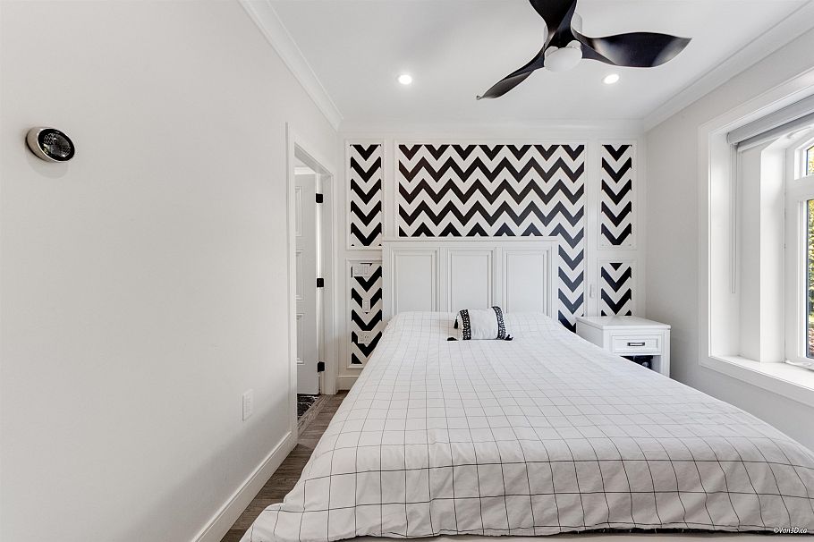 6913 Argyle Street Vancouver, BC - 21