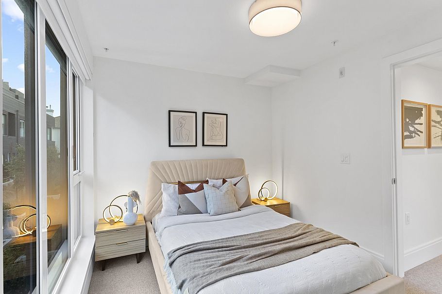563 W 26th Avenue Vancouver, BC - 13