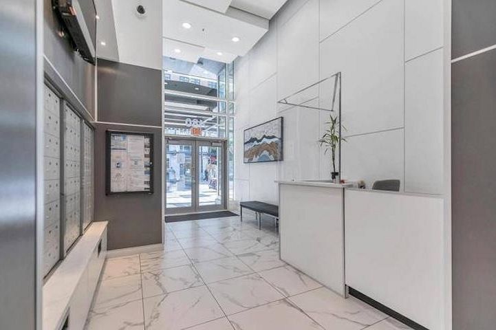 304 480 ROBSON STREET, Vancouver BC V6B 1S1 Vancouver, BC - 19