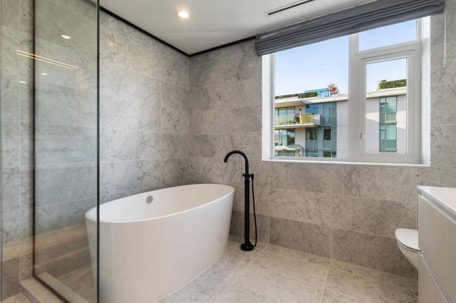 1704 1365 Davie Street Vancouver, BC - 23