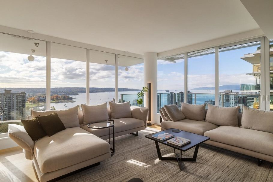 1704 1365 Davie Street Vancouver, BC - 1