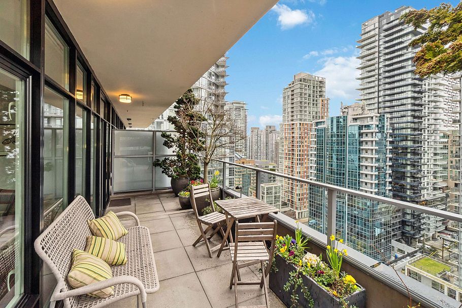 1601 1252 Hornby Street Vancouver, BC - 8