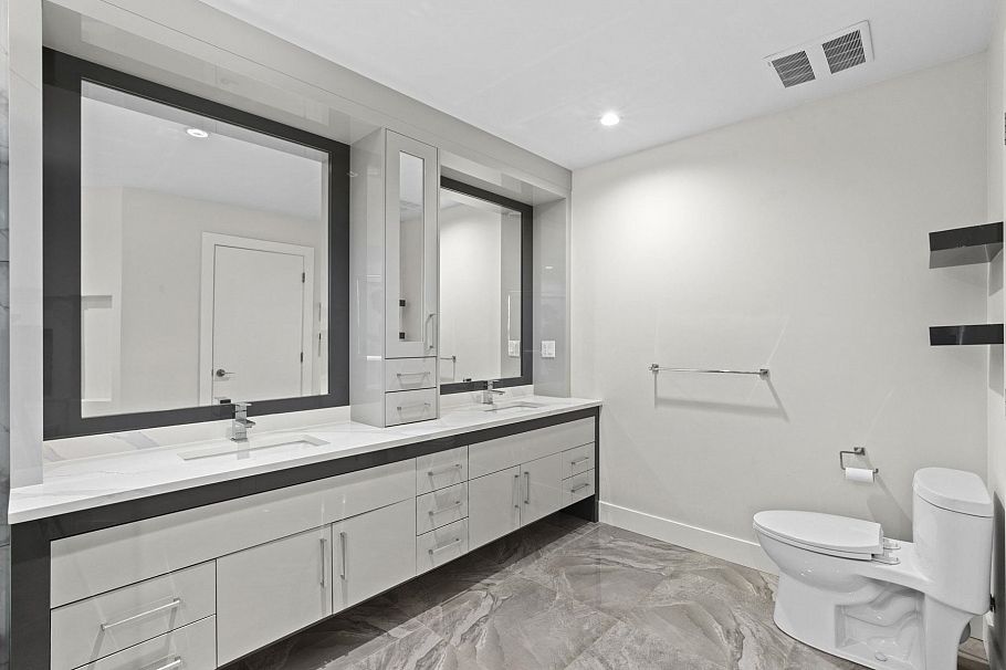 4935 Cedarcrest Avenue North Vancouver, BC - 24