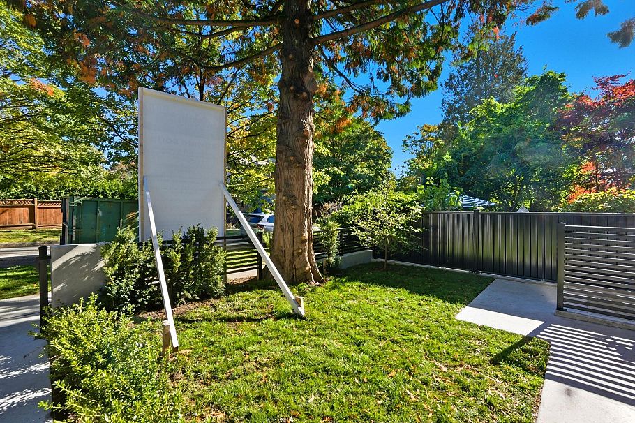 1 6141 Yew Street Vancouver, BC - 24