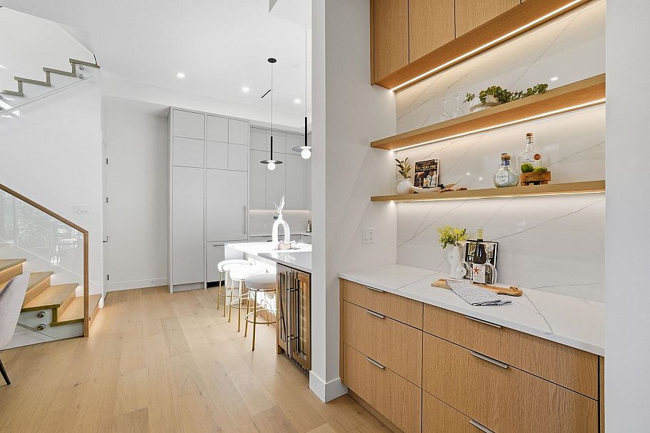 1 6141 Yew Street Vancouver, BC - 8