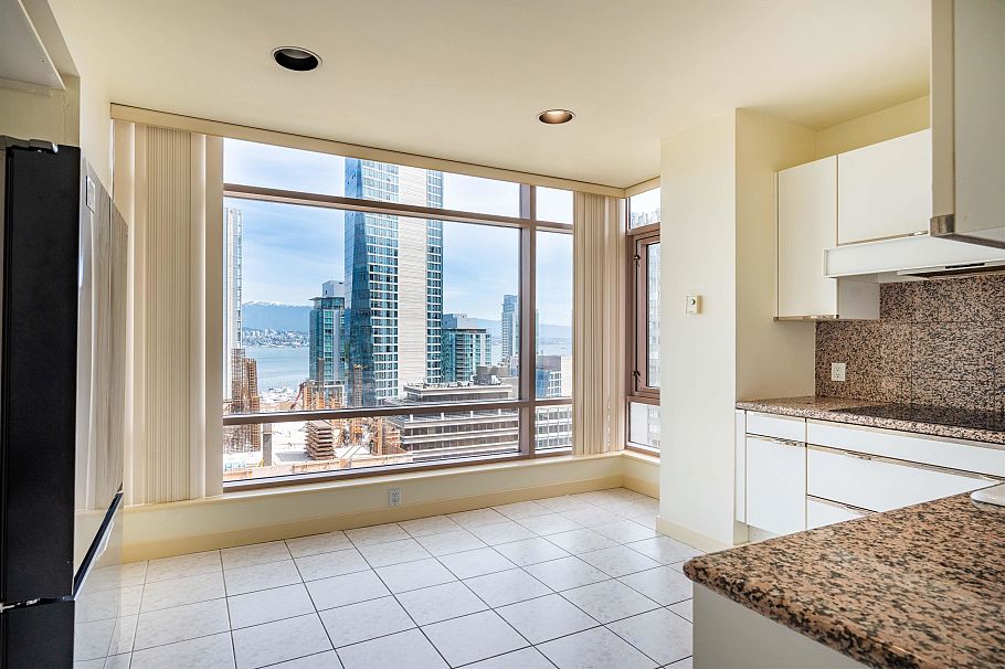 10A 1500 Alberni Street Vancouver, BC - 19