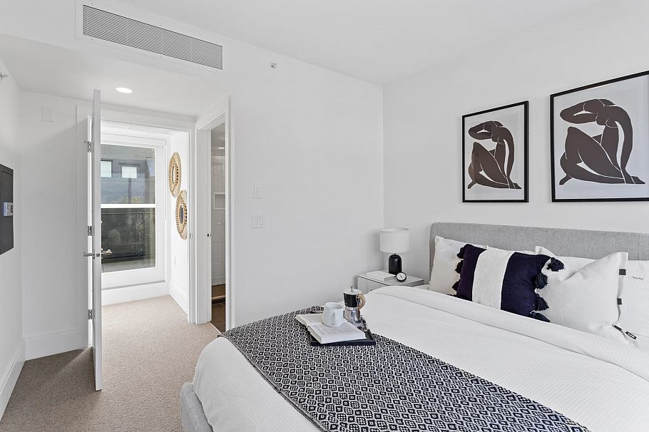 563 W 26th Avenue Vancouver, BC - 19