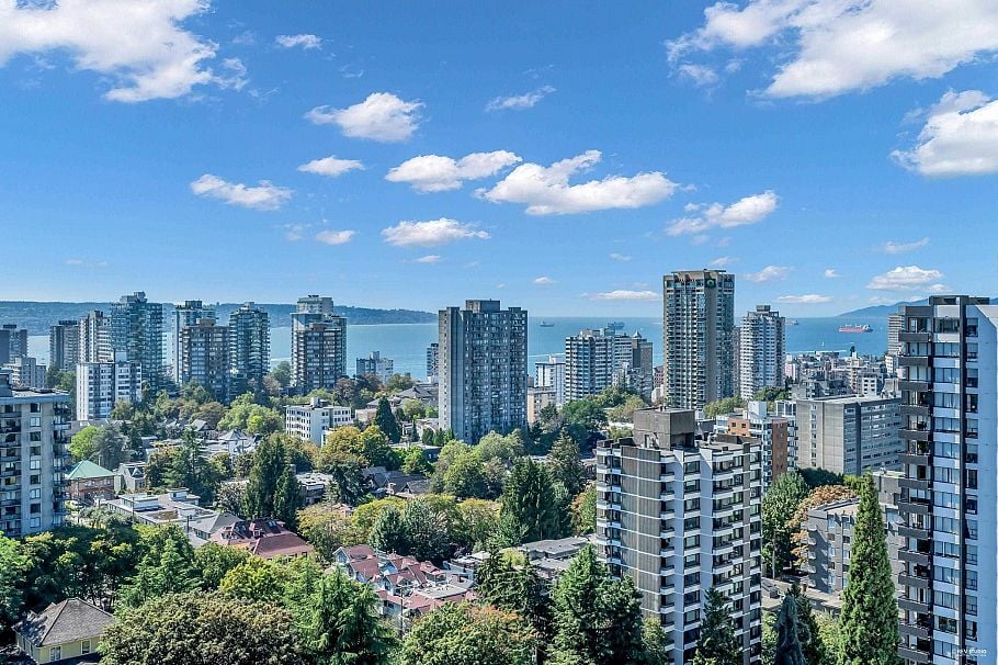 2901 1408 Robson Street Vancouver, BC - 1