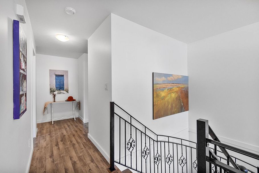 815 E 29th Street North Vancouver, BC - 28