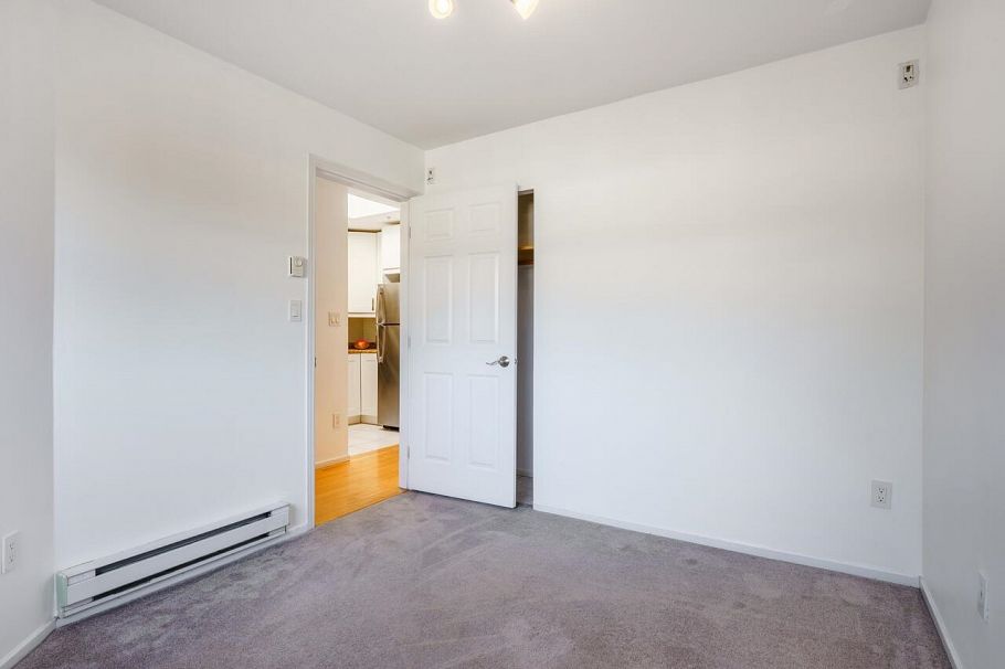 410 2388 Triumph Street Vancouver, BC - 24