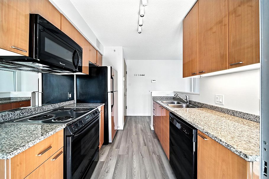 3004 1200 W Georgia Street Vancouver, BC - 3
