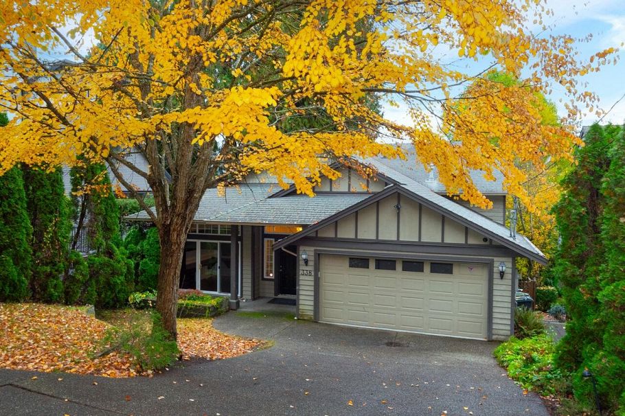 338 N Dollarton Highway North Vancouver, BC - 2