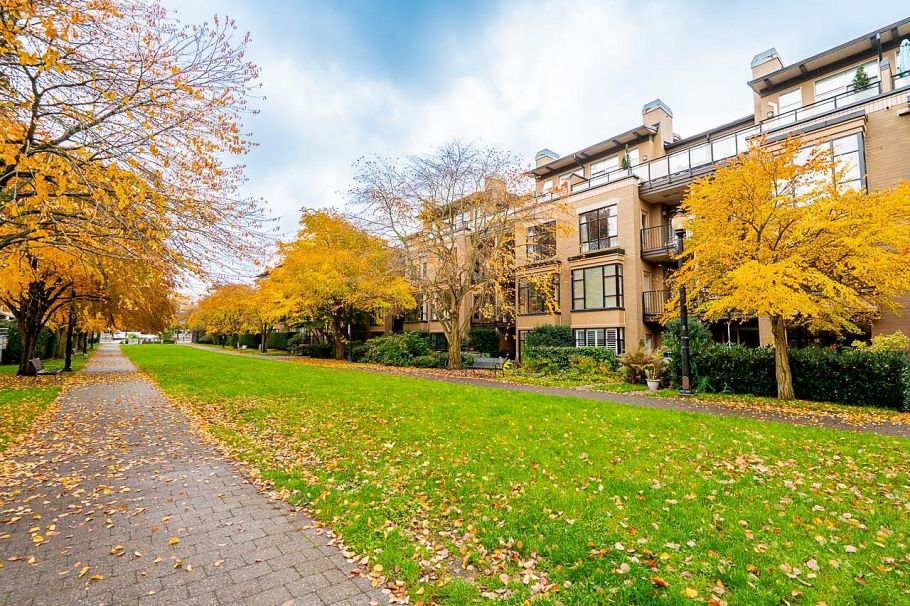 402 2175 Salal Drive Vancouver, BC - 37
