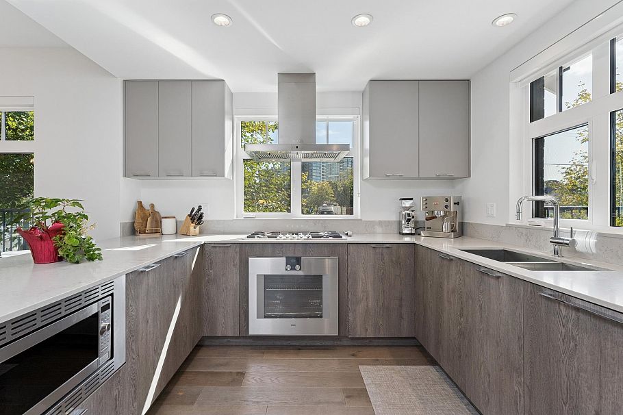 19 1960 Glenaire Drive North Vancouver, BC - 13