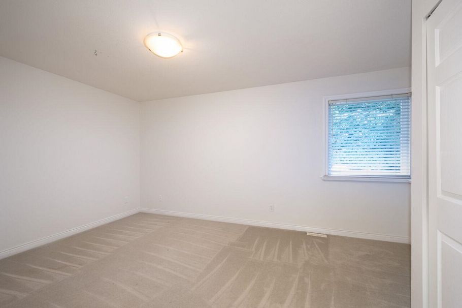 338 N Dollarton Highway North Vancouver, BC - 29