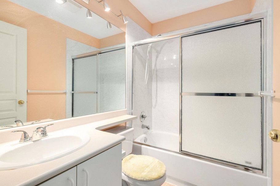 1 3576 Rainier Place Vancouver, BC - 12