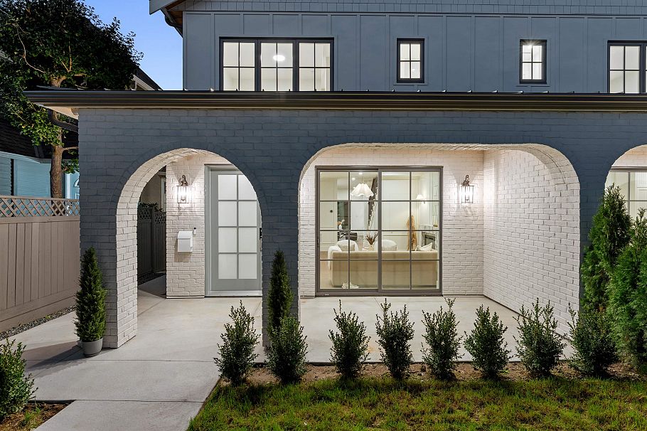 1761 W 16th Avenue Vancouver, BC - 31