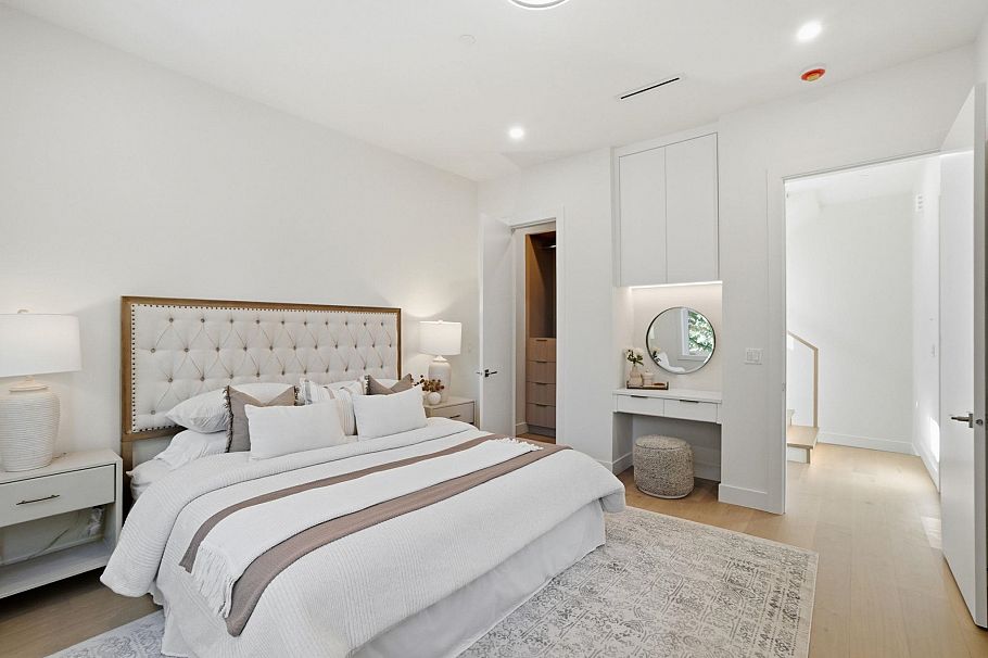 1 6141 Yew Street Vancouver, BC - 11