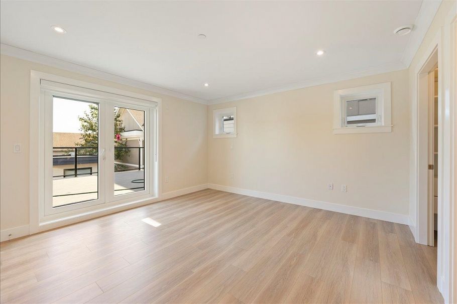 4854 Slocan Street Vancouver, BC - 19