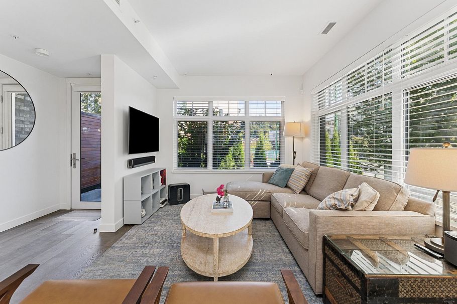 19 1960 Glenaire Drive North Vancouver, BC - 4